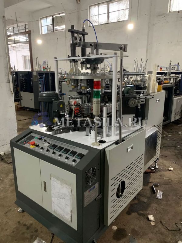 картинка Станок для производства бумажных стаканов Cw-L12 от интернет-магазина Метасила