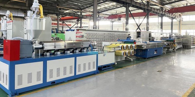 картинка Линия для производства защитных сеток из ПП и ПЭ от интернет-магазина Метасила