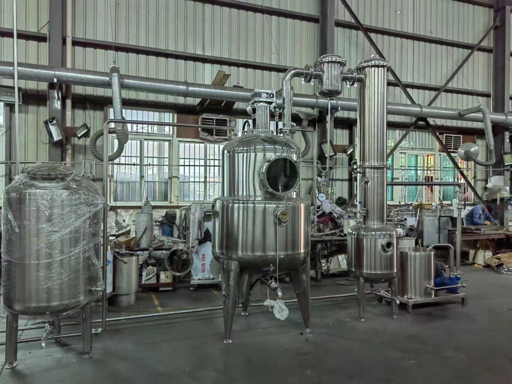 Extraction tanks. (3).jpg Extraction tanks. (3).jpg