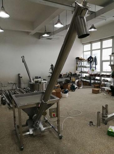 Mooha-Semi automatic detergent powder packaging machine MH-50KG (2022.109.jpg Mooha-Semi automatic detergent powder packaging machine MH-50KG (2022.109.jpg