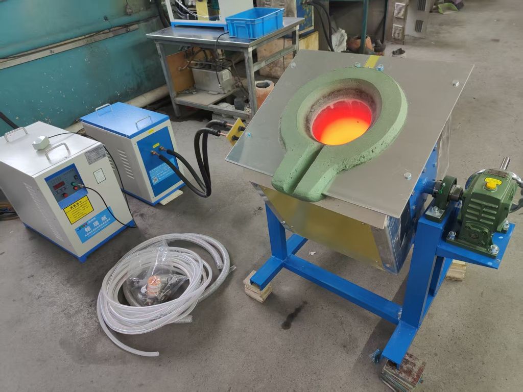 ed9165afe17c4ed1b6224cd6ef39d903.jpg плавильная печь для металла.jpg