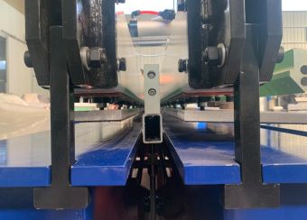 картинка Гибочно-сварочный аппарат для пластиковых листов (модель ZSD-2000) от магазина Метасила