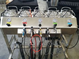 картинка Установка для нанесения хромового покрытия распылением, модель I-3   от магазина Метасила