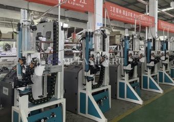 картинка Машина для наполнения влагопоглотителем стеклопакетов от магазина Метасила