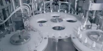 картинка Машина для розлива и закупорки жидкости в бутылки от магазина Метасила