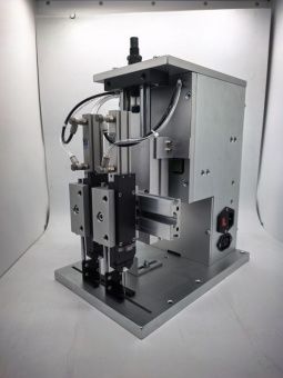 фото Машина для прикрепления этикеток на различные товары (модель DRT-400) от магазина Метасила