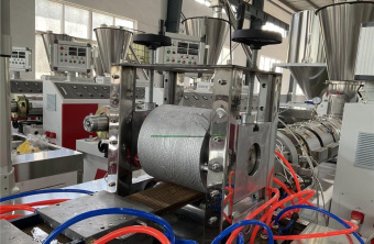 картинка Линия для производства профилей из ДПК (WPC PE) от магазина Метасила