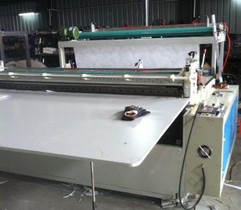 картинка Станок для резки нетканых материалов (модель CVG-1500) от магазина Метасила