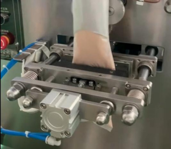 фото Упаковочный станок для порошка в водорастворимую пленку ND40L от магазина Метасила